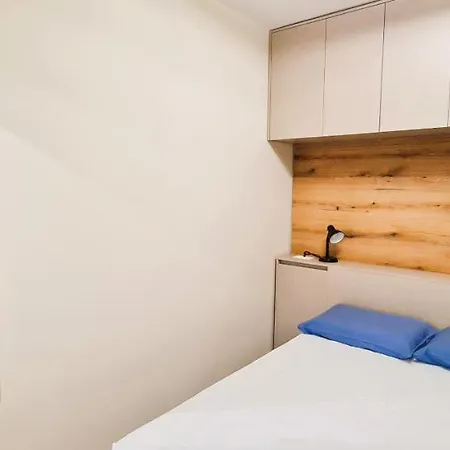 公寓 2v1 - Center 1