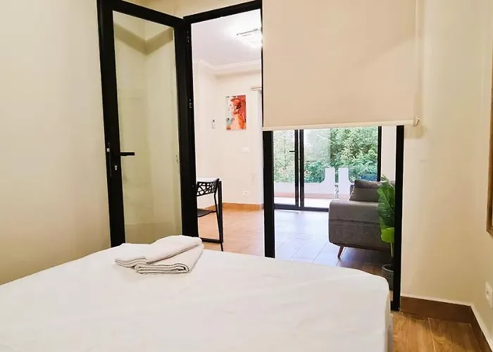 2v1 - Center 1 Apartment